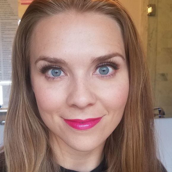 Meet your Posher, Christina - Picture 1 of 1